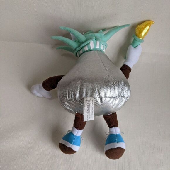 Hershey's Kisses Statue of Liberty Plush Toy NYC Times Square Souvenir Chocolate - Picture 4 of 7
